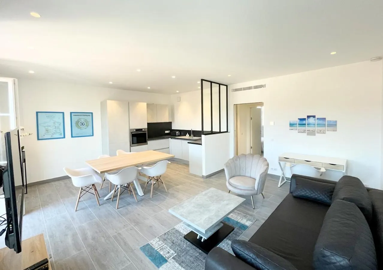 Viva Riviera Deluxe Top Floor 2 Bedrooms 2 Bathrooms Cannes